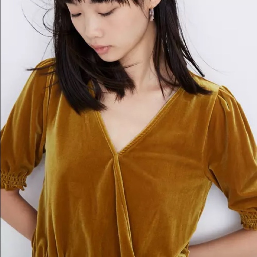 NWT - Madewell Velvet Smocked Crossover Top - Picture 3 of 7
